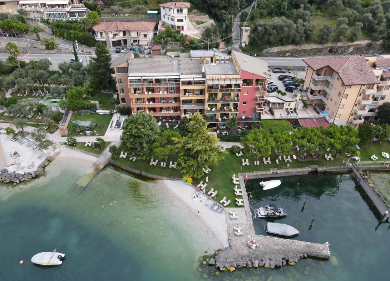 Hotel Du Lac - Relax Attitude Hotel Brenzone sul Garda Exterior foto