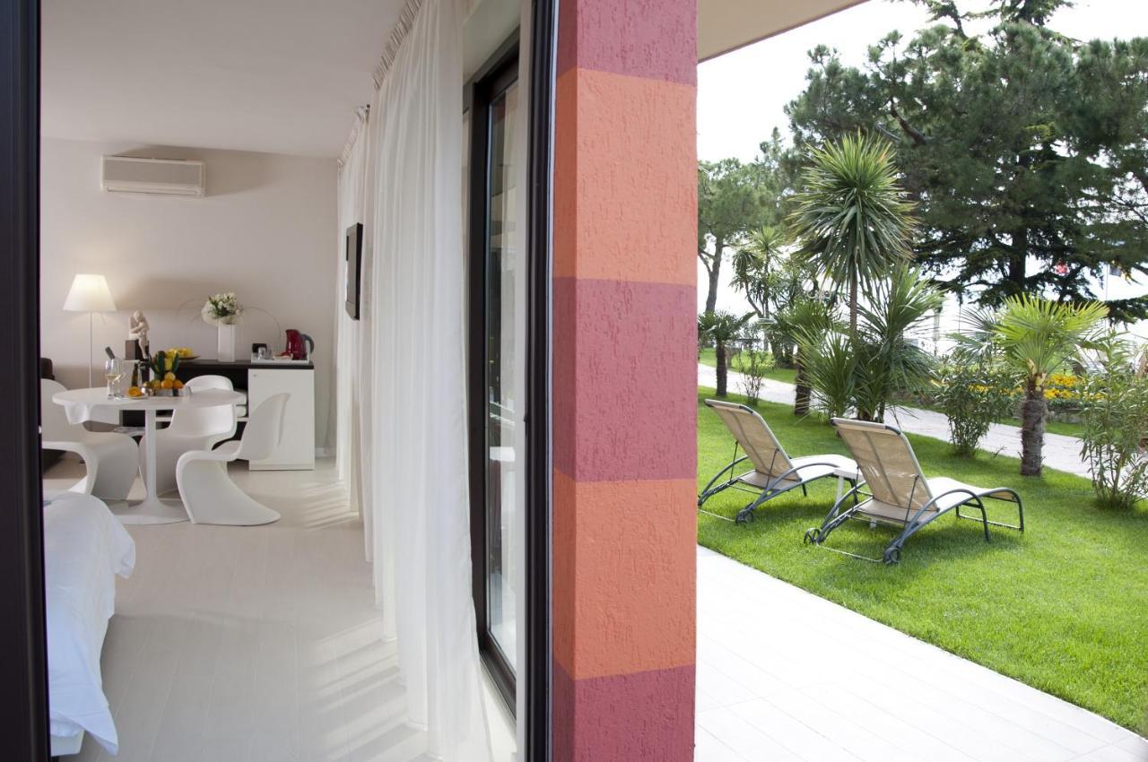 Hotel Du Lac - Relax Attitude Hotel Brenzone sul Garda Exterior foto